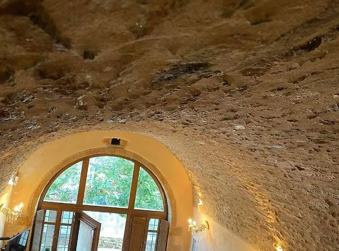 招待所 Guesthousekamara 4*