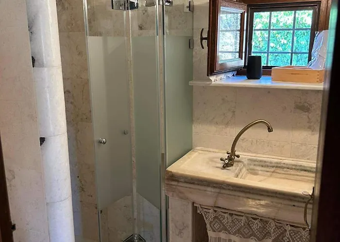 Guesthousekamara 莫奈姆瓦夏