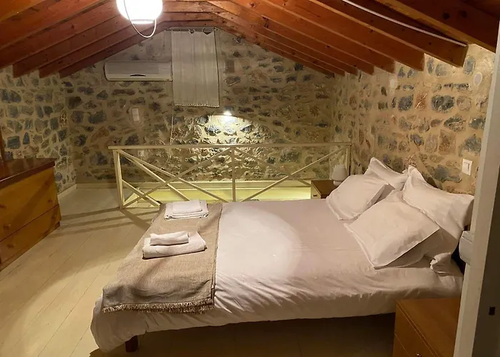 Guesthousekamara 招待所 莫奈姆瓦夏