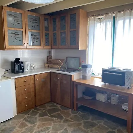 Guesthousekamara Guest house *